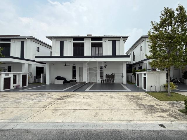 (Partial Furnished) Double Storey Terrace Regent Garden, Eco Grandeur 1