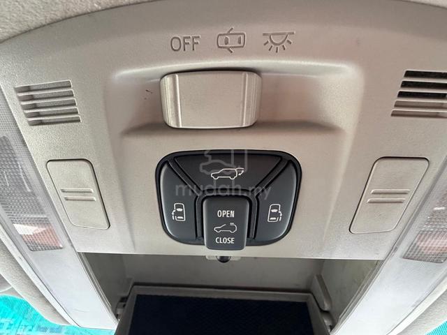 Toyota ALPHARD 2.4 240S TYPE GOLD Sunroof Pwr Boot - 4