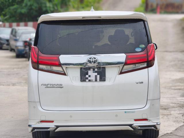 2017 Toyota ALPHARD 3.5 EXECUTIVE LOUNGE - 4