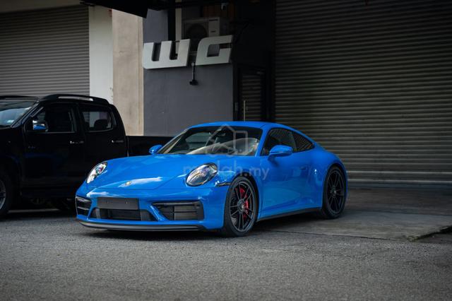 2023 Porsche 911 3.0 CARRERA 4 GTS (A) - 1