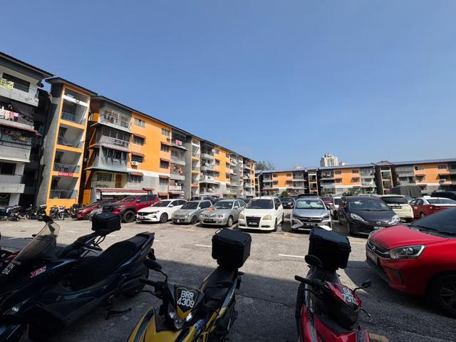 Pangsapuri Merak (Taman Bukit Idaman) 1