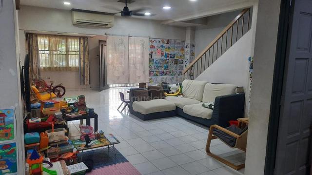 Corner Lot 2-Storey at Bukit Serdang Seks 11, contact us for Details! 1