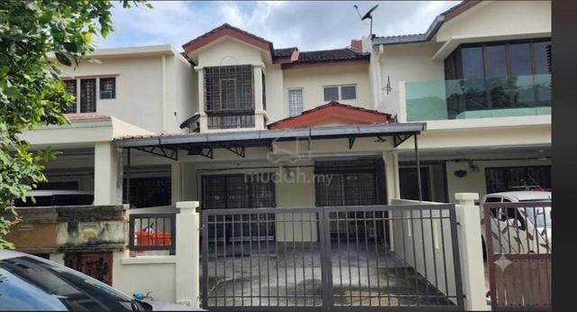 Double Storey Terrace Taman Universiti, Jalan Cerdik, Bangi [Near UKM] 1