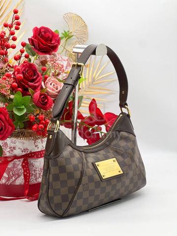 Carousel Image