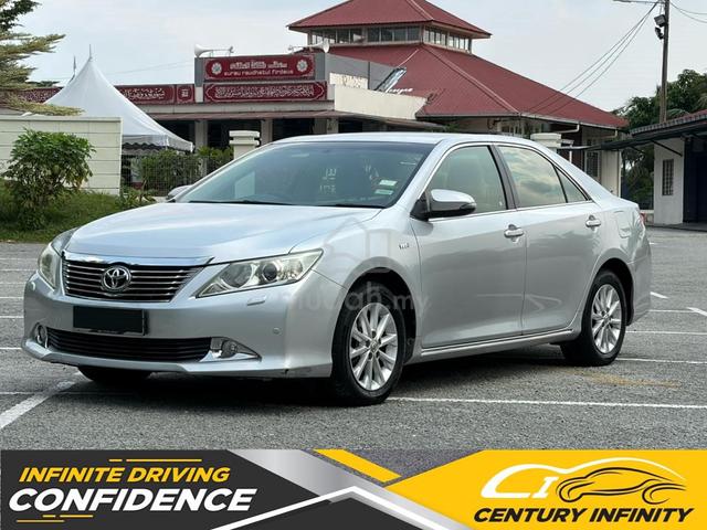 REG2014 92K KM FACELIFT Toyota Camry 2.0 Sedan - 1