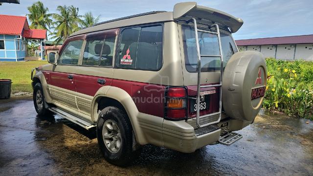 1996 Mitsubishi PAJERO 2.5 (M) - 2