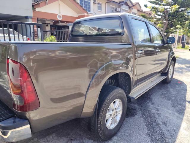 2010 Toyota HILUX 2.5 G MY05 KUN25R FACELIFT (A) - 2