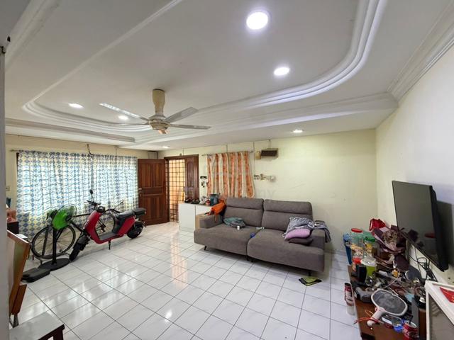[⁠Facing Empty] Town House , ⁠Ground Floor , Rawang Putra , Rawang 1