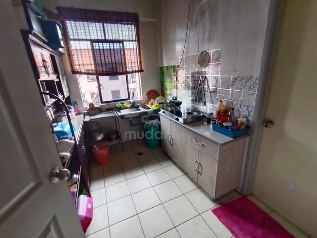 Taman Suria Shop Apartment 5
