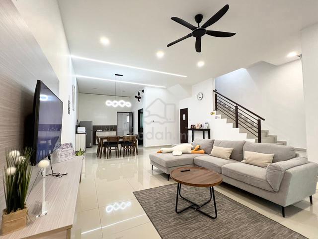 Double Storey House Seri Setali For Rent 1