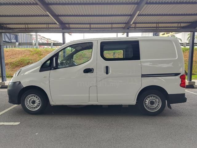 2012 Nissan NV200 1.6 (M) Semi Panel Van - 4