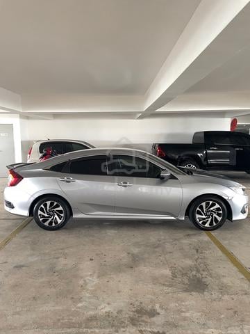 2018 Honda CIVIC 1.8 S I-VTEC (A) - 4