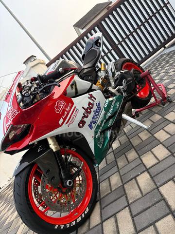 Ducati 1199 Panigale - photo 2 of 10