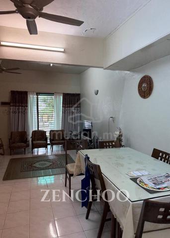 Double Storey Terrace In Greenlane Renovated For Sale 1