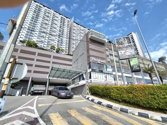 Kiara Plaza 1