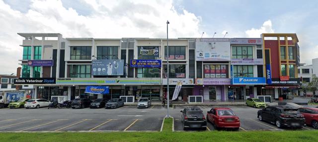 Good Location! Ground Floor Shop For Rent > Bandar Seri Putra Kajang 4