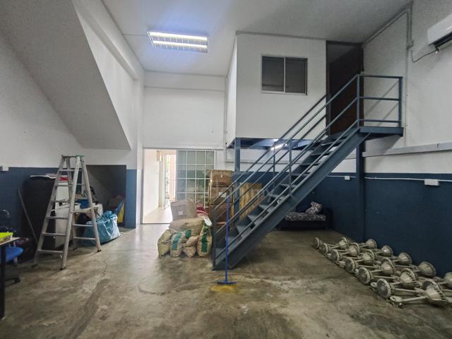 Bintulu Jalan Sebiew Shoplot for Rent 1