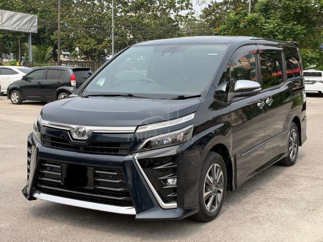 Toyota Voxy 2.0 X - 5