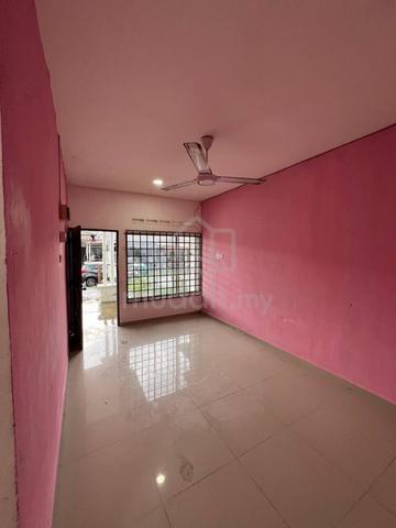 1-Storey Kempas / near EDL highway / Setia Tropika / Skudai / last 1