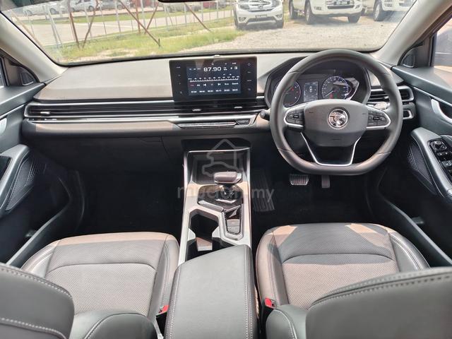 2025 Proton S70 1.5 Premium F/Service Like New - 3