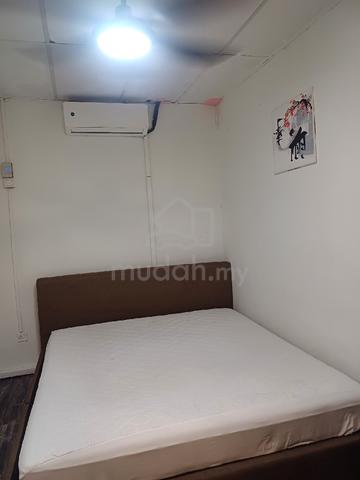THE Pearl point Mega Mundung (AC ROOM) 1