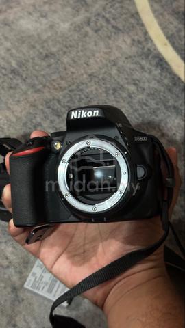 Nikon D5600 - photo 4 of 6