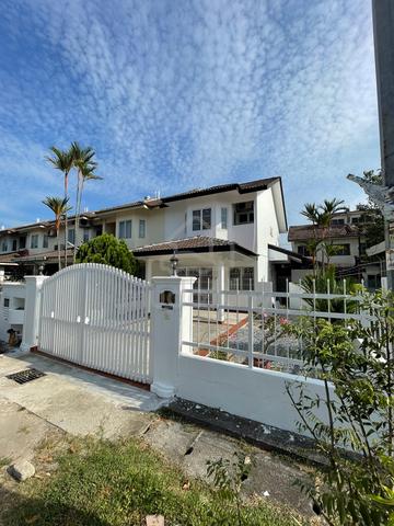 master bedroom for rent near Bukit Puchong lotus 1