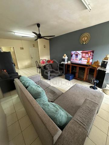 Lakeview Apartments 1