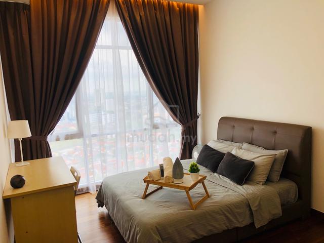 Master and common bedrooms for rent, Walking Distance to CIQ 1