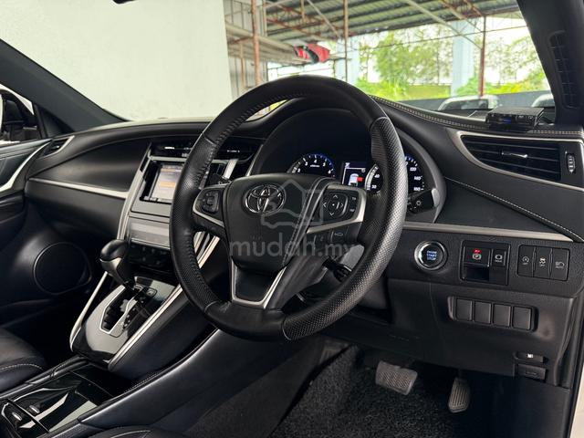 Toyota Harrier 2.0 Elegance (A) Full Grade Model - 3