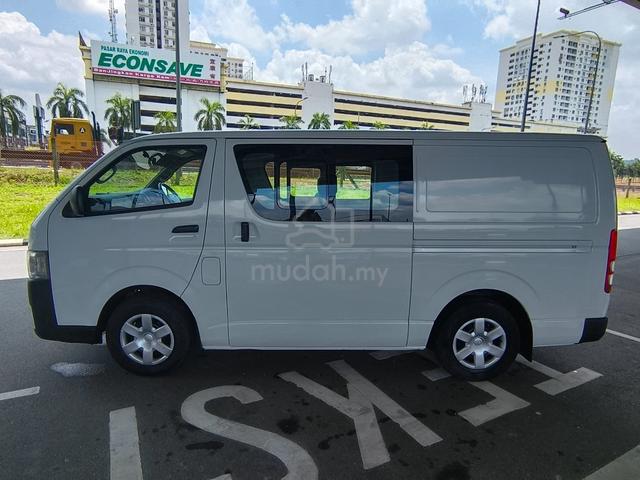 2019 Toyota Hiace 2.5 (M) Semi Panel Van - 5