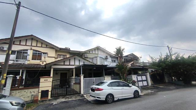 For Sale Damai Perdana Cheras Double Storey Good Condition 1