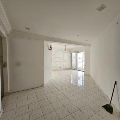 D'casa Condominium 1
