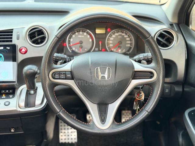 2010 Honda STREAM 1.8 i-VTEC RSZ FACELIFT (A) - 4