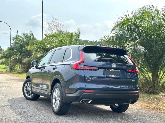 2025 Honda CR-V 1.5 V (A) 7k km ONLY / CAR KING - 4