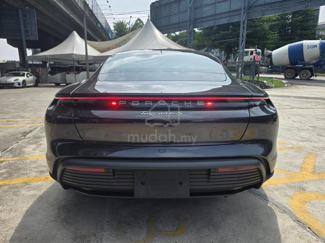 2024 Porsche TAYCAN 4S 5A/4k km Ready Stock - 4