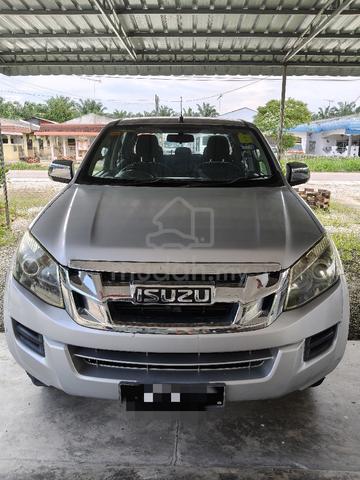 2015 Isuzu D-MAX 2.5 4X2 MY2013 (M) - 1