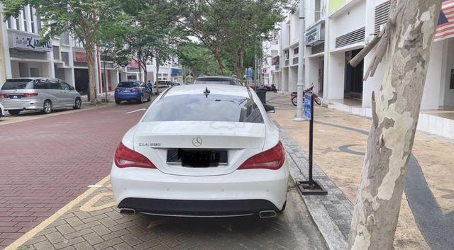 2015 Mercedes Benz CLA200 (CBU) 1.6 (A) - 2
