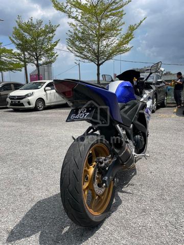 yamaha 250cc motorcycle