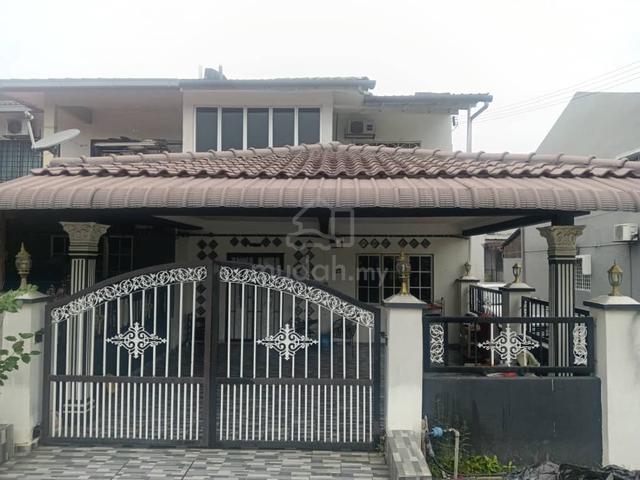 Double Storey End Lot Linked House for Sale – Taman Rakan Cheras 1