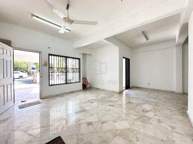 END LOT Double Storey Terrace Taman Pinggiran Senawang Seremban 1