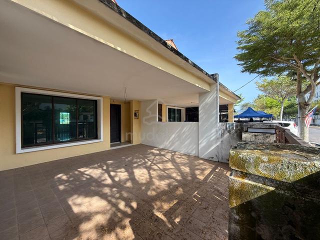FULL LOAN Double Storey Terrace at Palmyra Residence Balik Pulau Sale 1