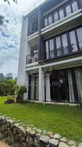 Rimbun Sanctuary Corner Unit Townhouse 1511sf Freehold 1