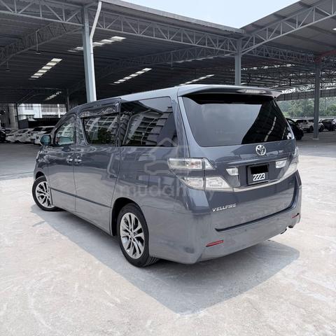 2011 Toyota VELLFIRE 2.4 Z PLATINUM SELECTION - 2