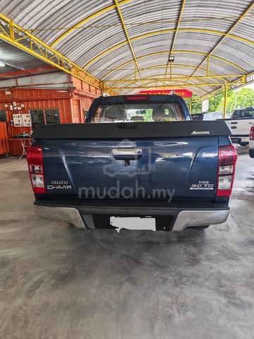 2016 Isuzu D-MAX 3.0 STANDARD 4X4 FACELIFT (A) - 2