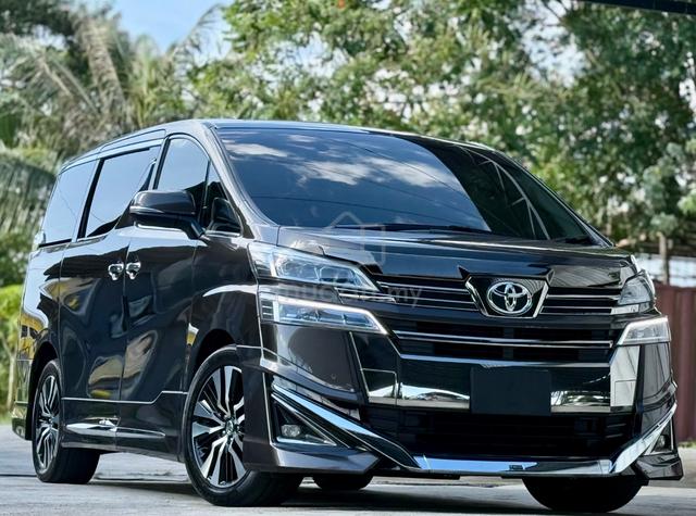 2018 Toyota VELLFIRE 2.5 ZG FACELIFT (A) - 1