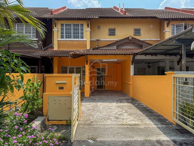 NEGOTIABLE !! 2 Storey Taman Desaria Nilai | Freehold Non Bumi Lot 1