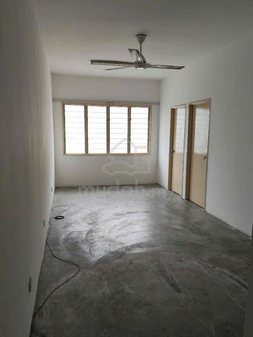 Sri Dahlia Apartment 1