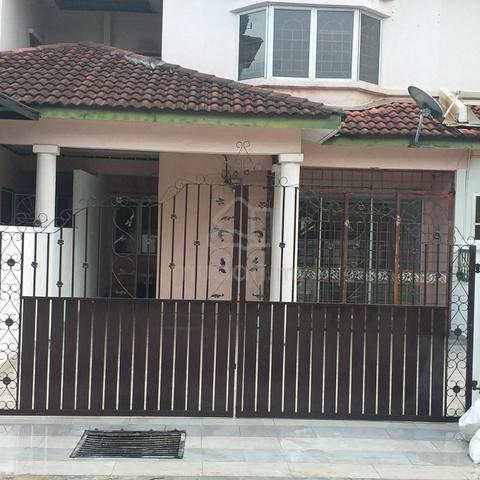 Double Storey House Seksyen 8 Bandar Baru Bangi For Rent 1