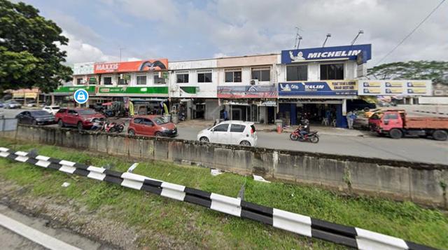 Kota Tinggi, Kota Kecil, Facing main road 1